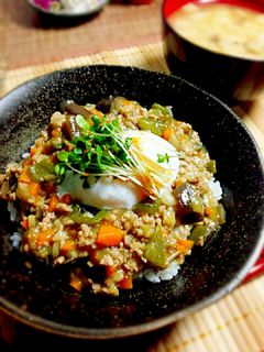 茄子嫌いにオススメ!麻婆茄子丼-レシピのメイン写真