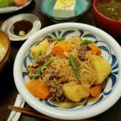 รูปของ 【煮物】ほっこりホクホクの肉じゃが♪