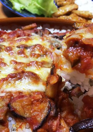 なすベーコンの焼きトマトソース丼-レシピのメイン写真
