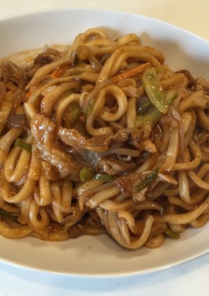 ソース？！ケチャップ！？な焼きうどん-レシピのメイン写真