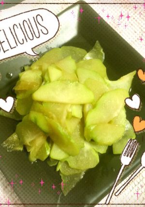 簡単!夕飯にもう一品☆ハヤトウリの炒め物-レシピのメイン写真