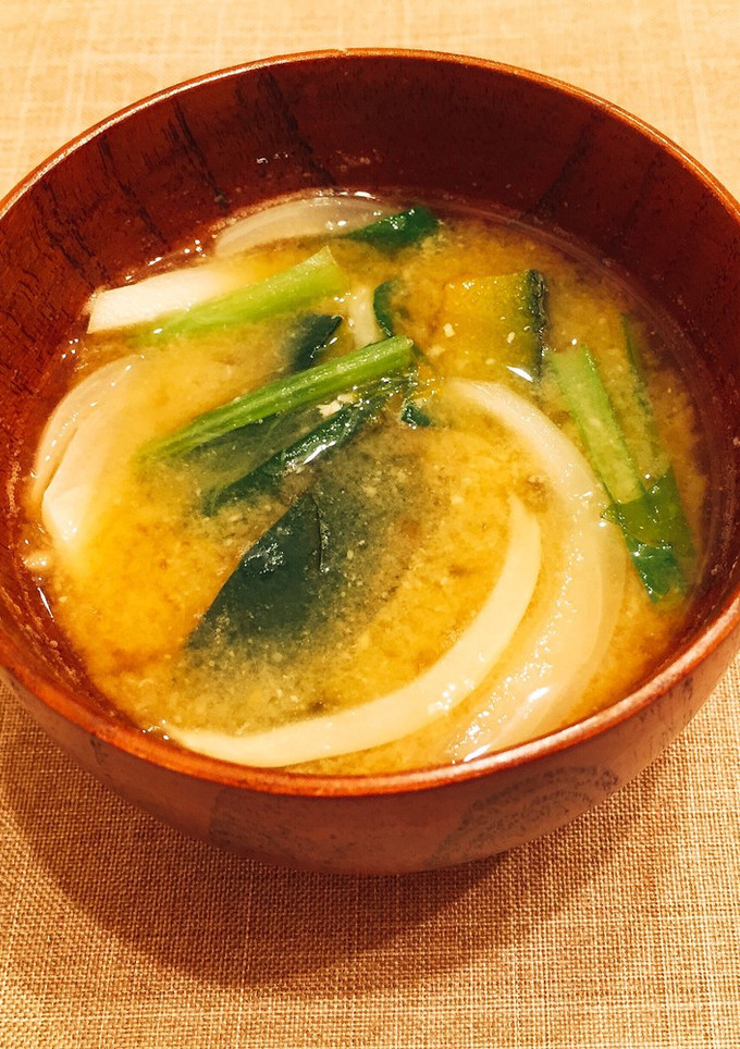 かぼちゃとほうれん草のお味噌汁-レシピのメイン写真