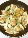 鶏もも肉とエリンギの簡単にんにく炒め