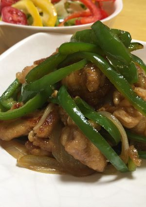 お弁当にも!豚こま肉でチンジャオロース風-レシピのメイン写真