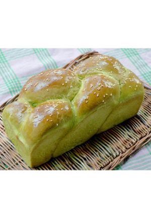 甘納豆入り抹茶食パン-レシピのメイン写真