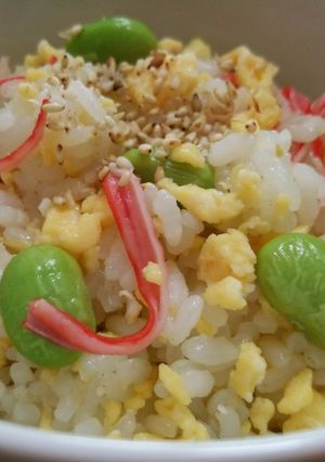 蟹釜飯じゃなくて*カニカマ飯☆混ぜご飯-レシピのメイン写真