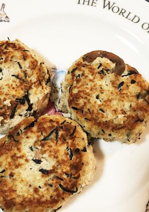 ひじきをリメイク★豆腐ハンバーグ-レシピのメイン写真