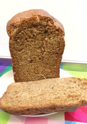 HB使用＊廃蜜糖モラセスで全粒粉のパン♪-レシピのメイン写真