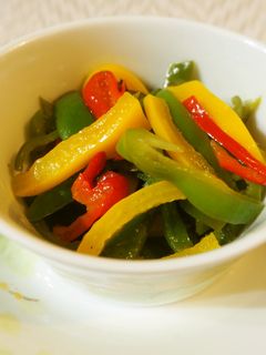 ピーマンとパプリカのマリネサラダ-レシピのメイン写真