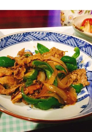 母ごはん★牛バラと玉ねぎ椎茸焼き-レシピのメイン写真