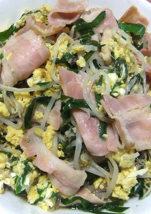 スピード料理：ニラとモヤシの炒め物-レシピのメイン写真