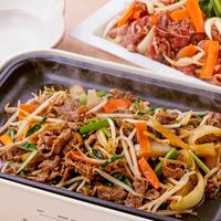 基本からアレンジまで！思わずつくりたくなる「りんご うどん」の