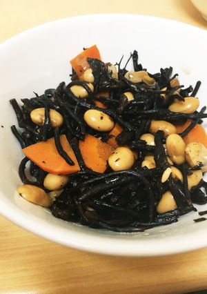 甘くないひじき煮-レシピのメイン写真