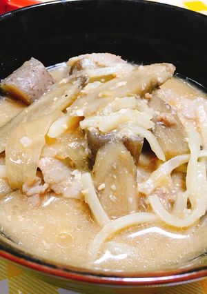 味噌煮込みうどん 豚汁リメイク-レシピのメイン写真