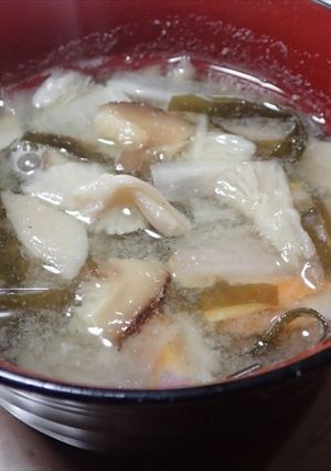 ウスヒラタケと大根の味噌汁-レシピのメイン写真