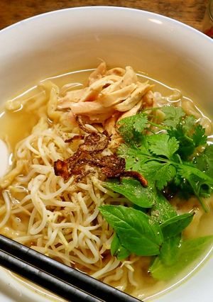 タイ風チキン・ヌードルスープ-レシピのメイン写真
