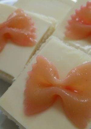 ピンクのリボン*チーズのっけた食パン♪-レシピのメイン写真