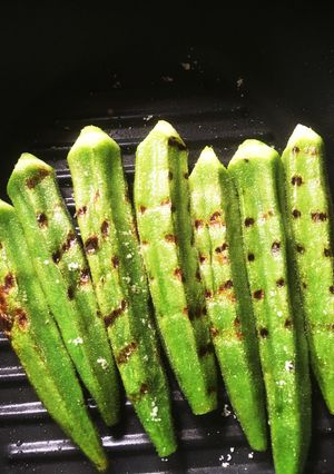焼きオクラ 肉料理やカレーの付け合わせに-レシピのメイン写真