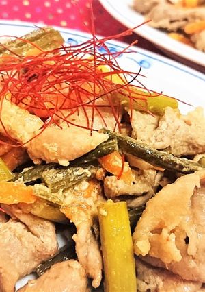食欲↑【豚肉とにんにくの芽のピリ辛炒め】-レシピのメイン写真