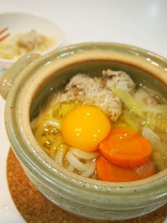 ひとり鍋焼うどん☆キヌアの鶏団子入り-レシピのメイン写真