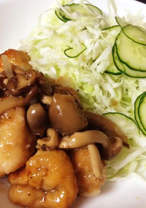 鶏ムネ肉としめじの、ガリバタ旨ソテー♡-レシピのメイン写真