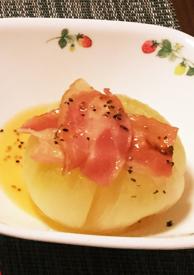 超簡単♡丸ごと玉ねぎのレンジ蒸し-レシピのメイン写真