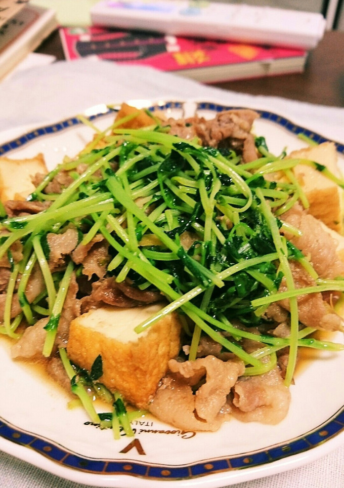 豆苗と豚肉の厚揚げ入り生姜炒め-レシピのメイン写真