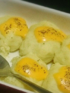 マッシュポテトのコロコロチーズ焼き-レシピのメイン写真