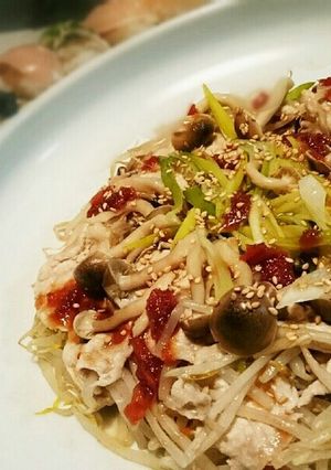 もやしと豚としめじの蒸しもの*梅醤油かけ-レシピのメイン写真
