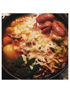 ペロリと食べちゃう♪トマト鍋✨-レシピのメイン写真