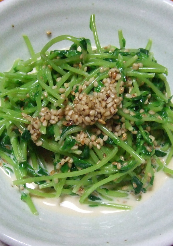 豆苗の胡麻マヨ和え-レシピのメイン写真