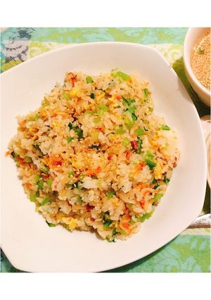 カルシウム♪干しエビと小松菜チャーハン✨-レシピのメイン写真