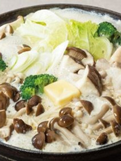 豆乳で♡味噌バターキノコの豆乳スープ鍋-レシピのメイン写真