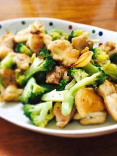 *鶏もも肉とブロッコリーのにんにく炒め*-レシピのメイン写真