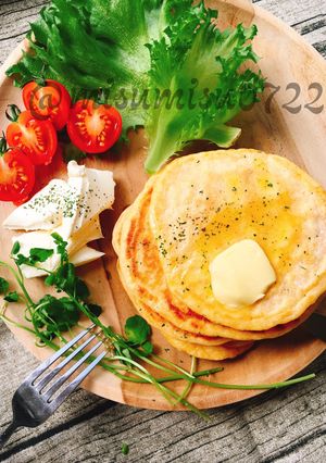 炭酸水でしゅわモチ!塩味お食事パンケーキ-レシピのメイン写真