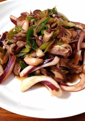 【春の薬膳】いかとねぎの炒め物-レシピのメイン写真