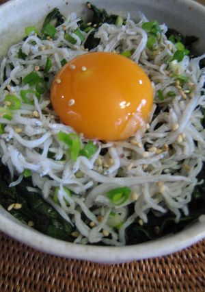 シラスとモロヘイヤの丼☆☆☆-レシピのメイン写真