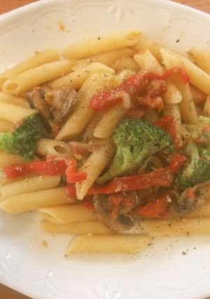 あり合わせ野菜とトマトのペンネパスタ♪-レシピのメイン写真