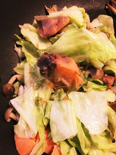 鮭とキャベツのバター炒め-レシピのメイン写真