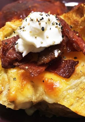 カリカリベーコンとチーズのベイクドポテト-レシピのメイン写真