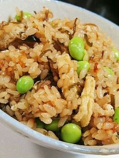 簡単!枝豆の塩昆布炊き込みご飯-レシピのメイン写真