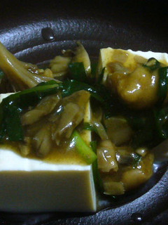 ☆冷奴☆カレー味鶏皮のっけ-レシピのメイン写真