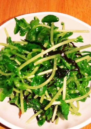 ちょー簡単。豆苗の昆布あえ！-レシピのメイン写真