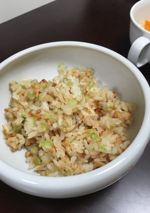 離乳食完了期☆納豆とレタスのチャーハン-レシピのメイン写真