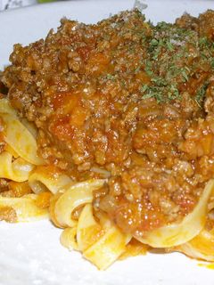 ビーフシチューのコク★パスタ・ボロネーゼ-レシピのメイン写真