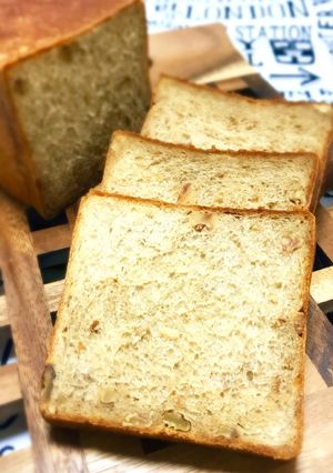 香ばしい♬味噌くるみ食パン♡-レシピのメイン写真