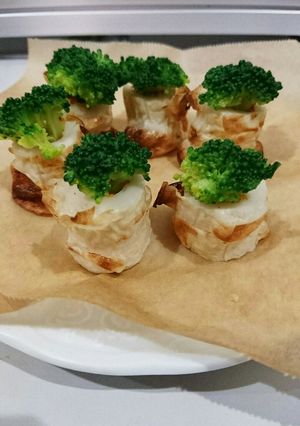 ぼたん焼きちくわにブロッコリー盆栽風-レシピのメイン写真