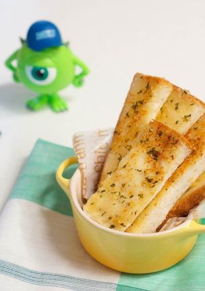 チョー簡単☆ガーリック食パン-レシピのメイン写真