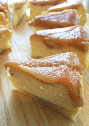 梨の簡単タルトタタン風チーズケーキ-レシピのメイン写真