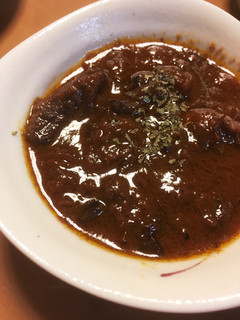 牛スジ肉の葡萄煮込み-レシピのメイン写真